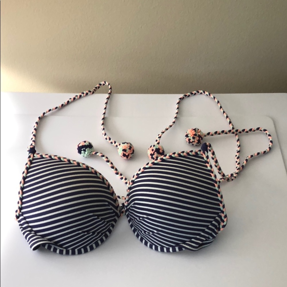 Victoria’s Secret Bikini Top
